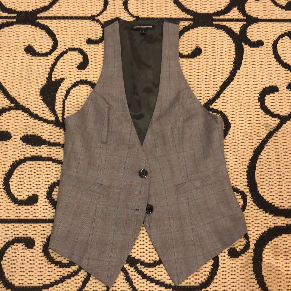 Express two button vest